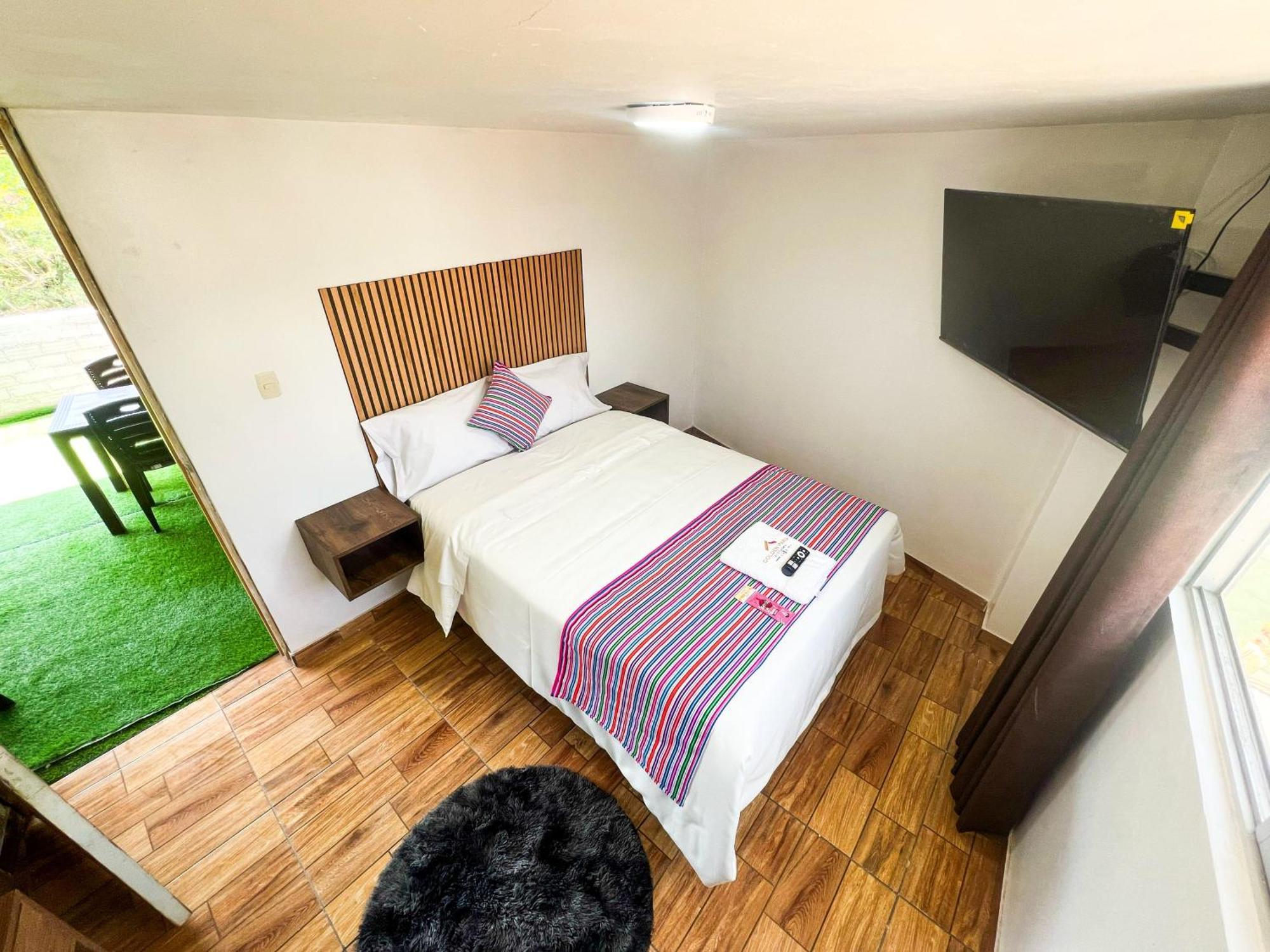 Golden Paris Hotel "Descuentos Junio" Ayacucho Exteriör bild
